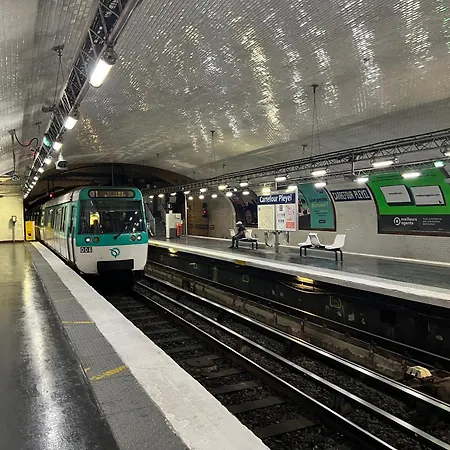 Exclusive Private By Warilco - Pleyel 25 M2 - A 1 Minute De La Station Metro Carrefour Pleyel Apartment